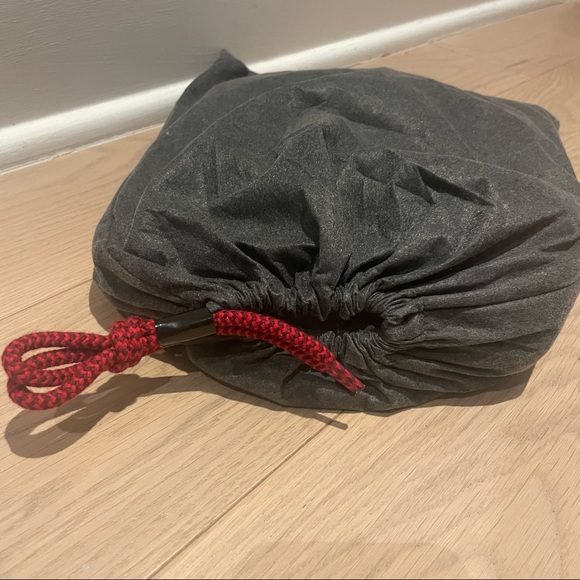 Unopened Eva Air Jason Wu size M old design - Picture 9 of 9